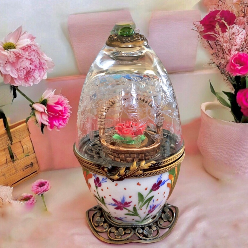 La Gloriette Limoges Porcelain Egg Diorama Trinket Box Clear Crystal Jewel Lid